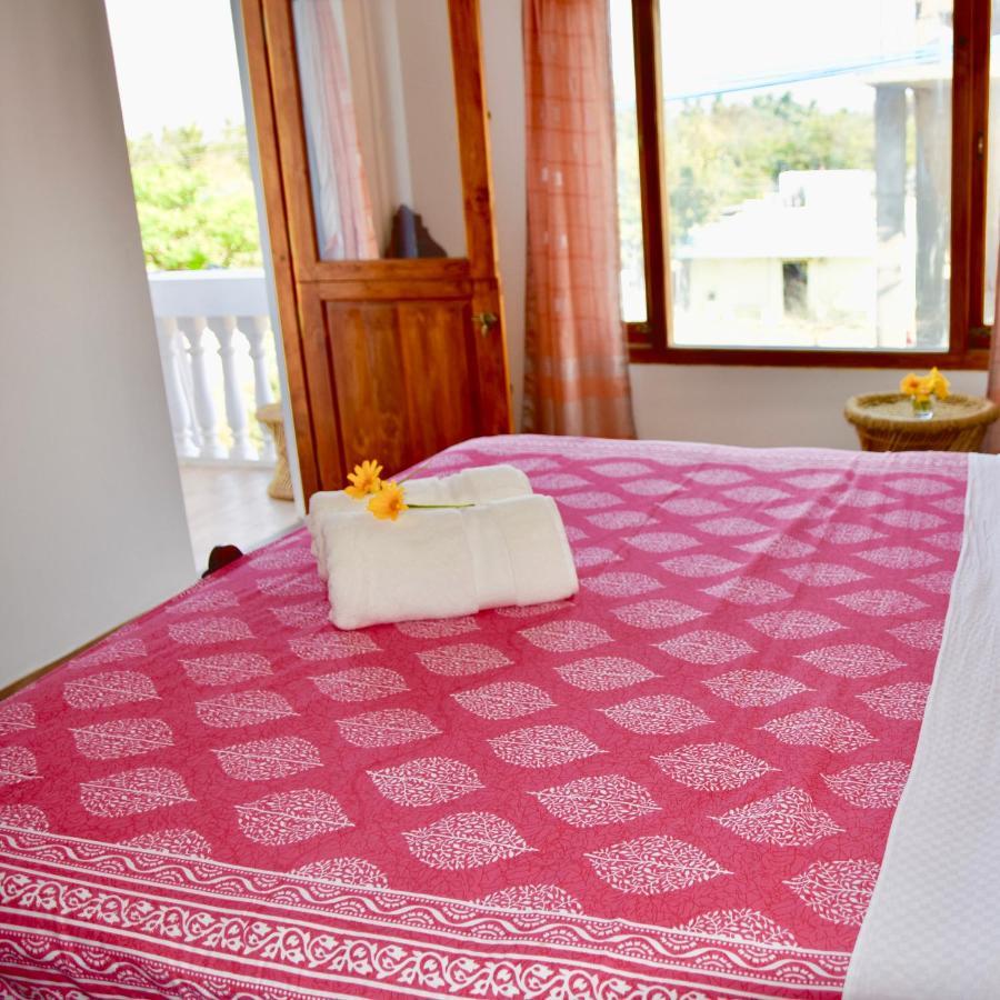 Jasmin Villa Hampi Exteriör bild