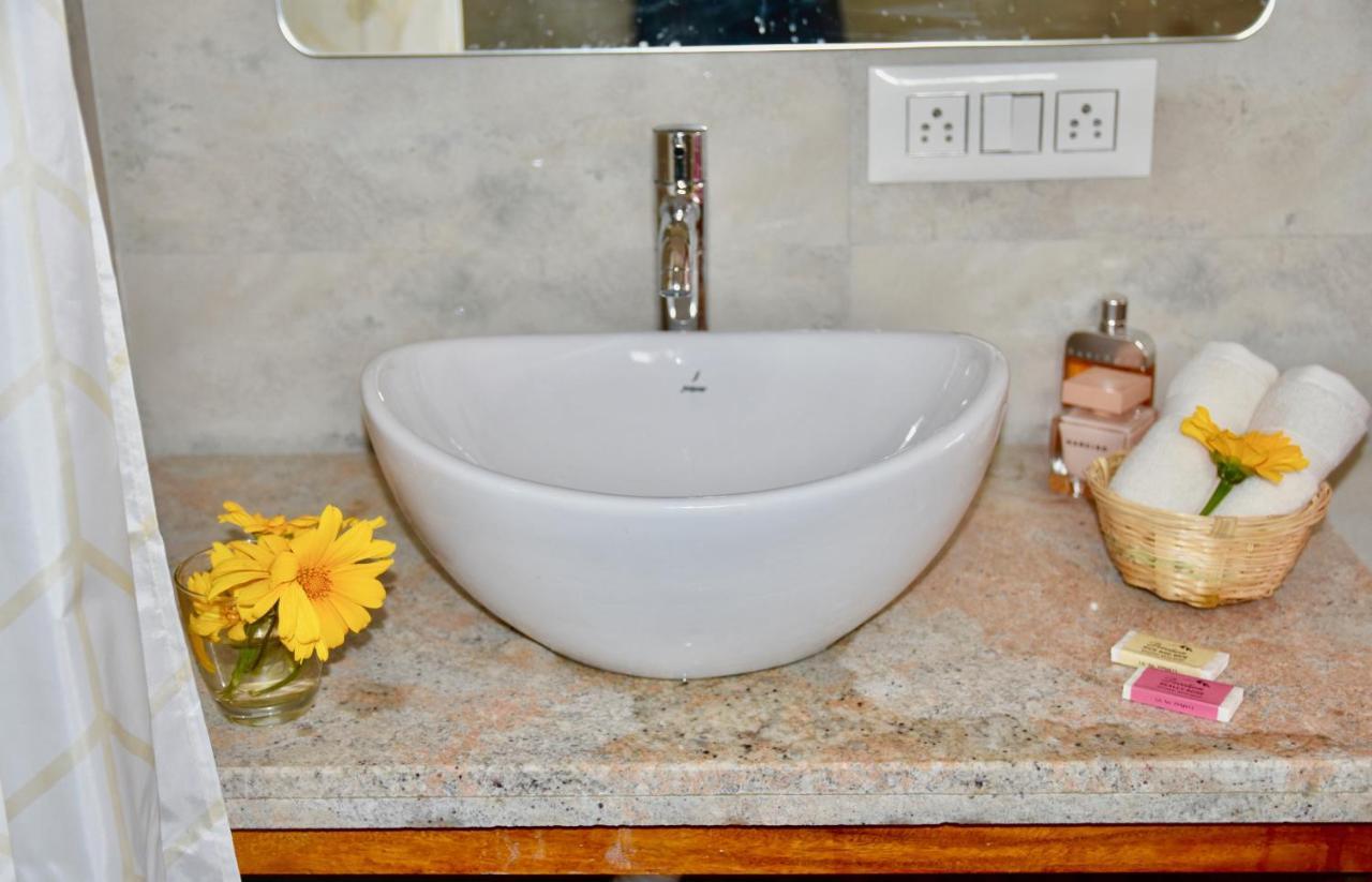Jasmin Villa Hampi Exteriör bild